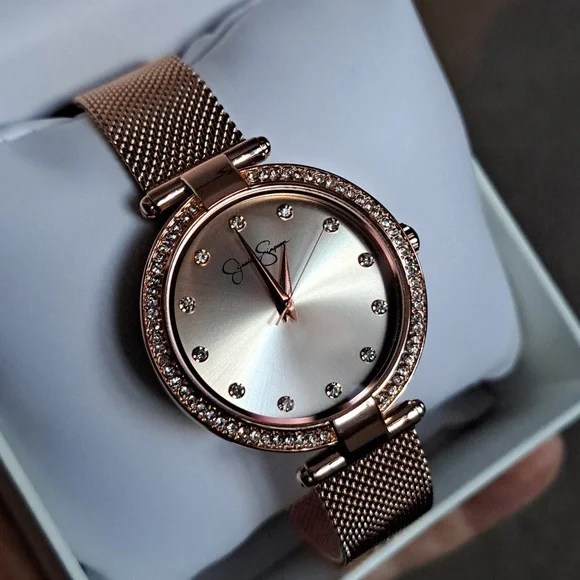 Rose gold watch - Picture 3 of 8